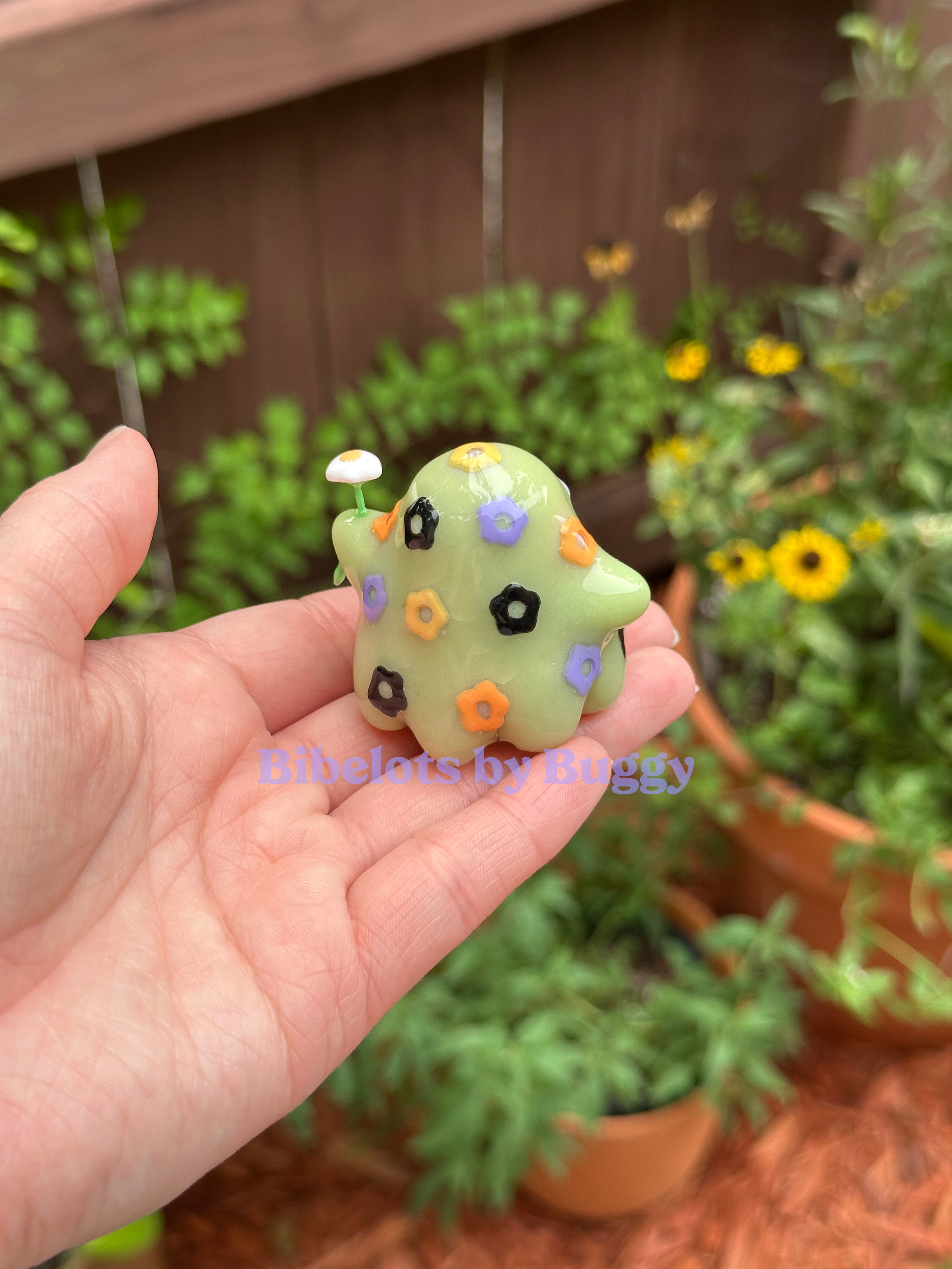 PREORDER | Summerween Daisy Ghost Figurine
