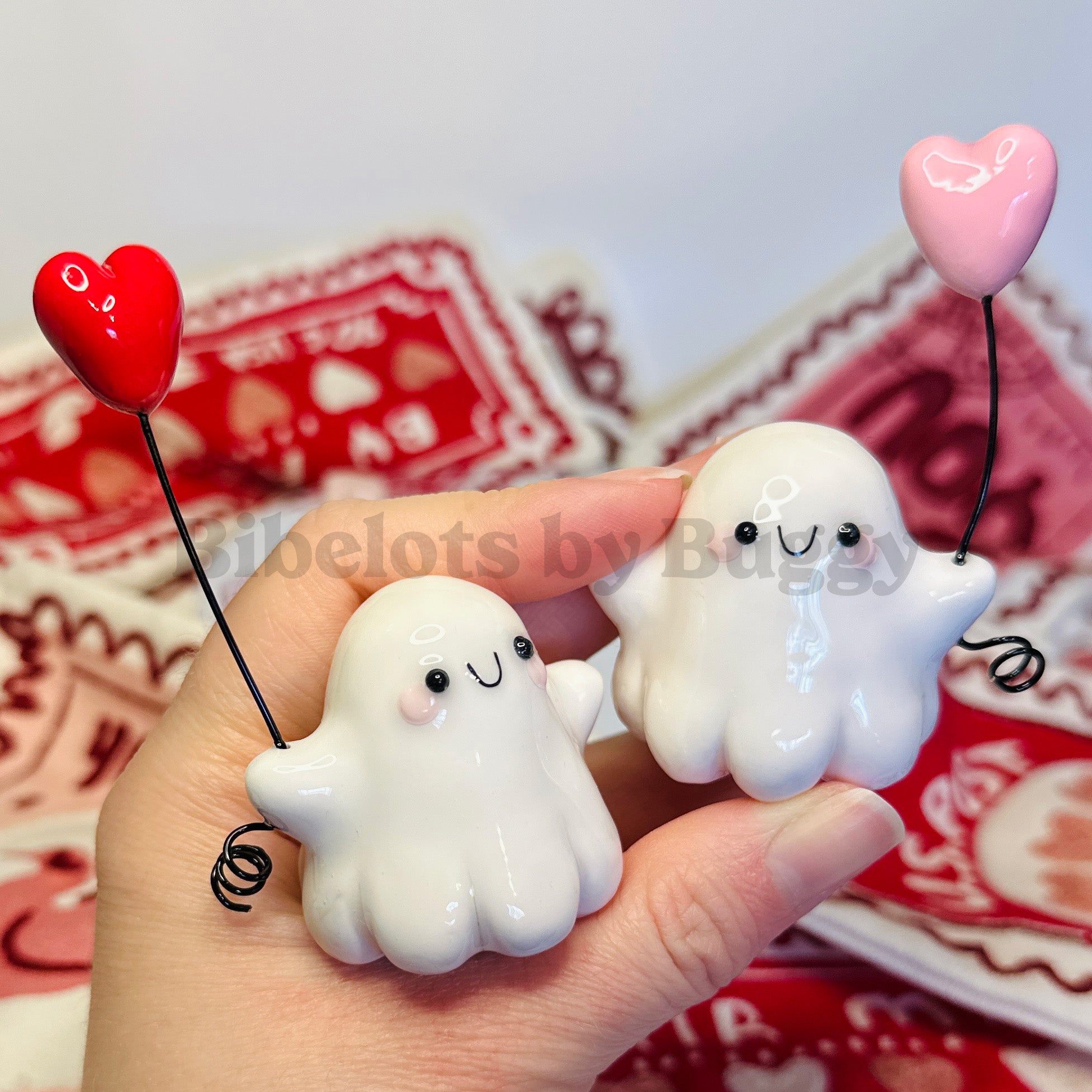 PREORDER | Loving Ghostie & Heart Balloon Figurine